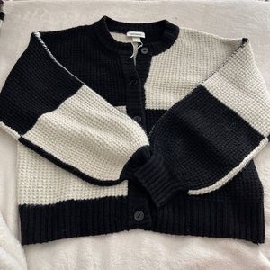 Like New Monki Black & White Cardigan